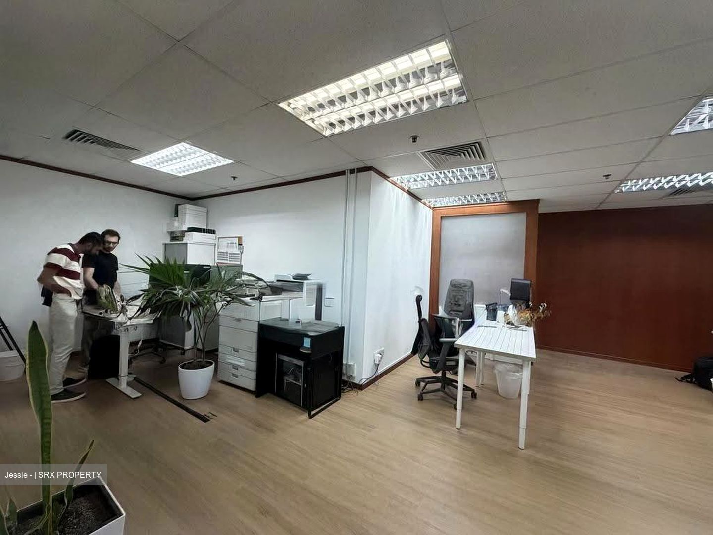 International Plaza (D2), Office #635439141